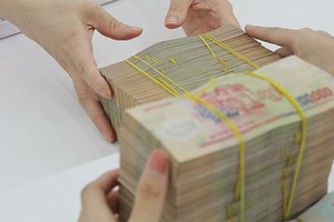 Vấn đề lớn nhất 
hiện tại là làm sao xử lý số nợ xấu VAMC đã “gom” về