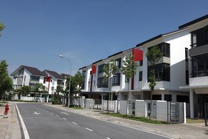 Bất động sản Việt Nam được coi là hấp dẫn do giá thấp, tỷ lệ sinh lời cao. Ảnh: Đức Thanh