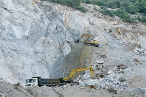 Tình trạng khai thác trái phép các loại khoáng sản kim loại quý vẫn phổ biến