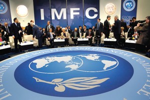 IMF ước tính, số nợ của các thị trường đang phát triển hiện có quy mô gấp đôi so với giá trị tài sản mà họ sở hữu