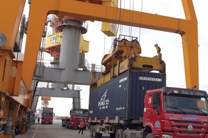 Trong 10 tháng đầu năm, kim ngạch hàng hóa xuất khẩu ước tính đạt 134,6 tỷ USD, chỉ tăng 8,5% so với cùng kỳ năm 2014