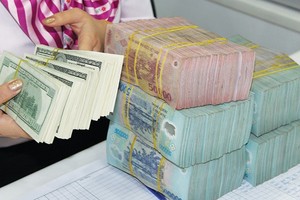 Thị trường sẽ định đoạt mức lãi suất nào là hợp lý, mà thị trường luôn công bằng - nhiều khi “công bằng” đến khắc nghiệt.