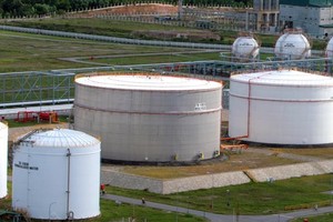 Tháng 12/2015, dự kiến NMLD Dung Quất sẽ sản xuất khoảng 620.000 – 630.000 m3 xăng dầu