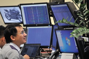 Những cổ phiếu tăng giá gấp vài lần trong thời gian ngắn là TNT, SHN, OGC, VC3…