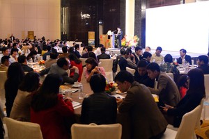 Với chính sách bán hàng hấp dẫn, nhiều đợt mở bán cuối năm của chủ đầu tư thu hút sự quan tâm lớn của người mua nhà 