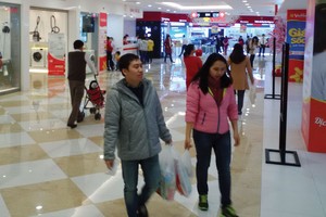 Tác động của thực thi các hiệp định thương mại làm tăng nhập khẩu, khiến cạnh tranh trong nước mạnh hơn