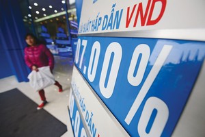 Mặt bằng lãi suất cho vay giảm mạnh từ trung bình 17-18%/năm xuống còn dưới 10%/năm, thậm chí là 6-7%/năm với các lĩnh vực ưu tiên