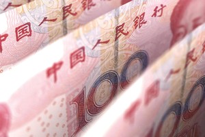 Nguy cơ Trung Quốc hạ giá mạnh đồng NDT lại hiện hữu