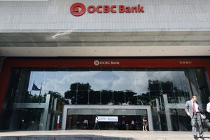 Mô hình ngân hàng mẹ-công ty con như của OCBC được cho là phù hợp với các ngân hàng Việt