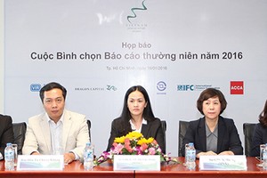 Cuộc bình chọn báo cáo thường niên mùa thứ 9, do HOSE và Báo Đầu tư Chứng khoán phối hợp tổ chức với sự tài trợ của Dragon Capital chính thức khởi động.  	Ảnh : Lê Toàn