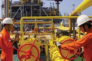 PVS: Lợi nhuận quý IV/2015 giảm 92%