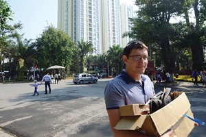 Để khách nước ngoài “trút hầu bao”, cần tiếp tục “cởi trói” cho các quy định hỗ trợ việc mua nhà