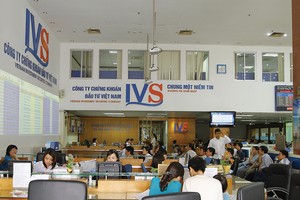 CTCK IVS dự kiến sẽ xin cổ đông thông qua phương án nới room lên 100% tại ĐHCĐ thường niên tới đây.
