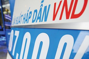 Lãi suất tăng tập trung vào các khoản tiết kiệm kỳ hạn dài