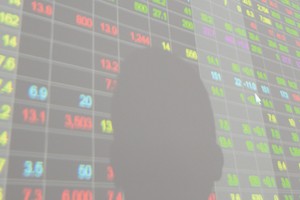 Thao túng giá cổ phiếu PDR, cá nhân bị xử phạt 550 triệu đồng