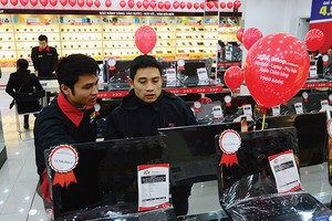 FPT sẽ bán FPT Retail và FPT Trading