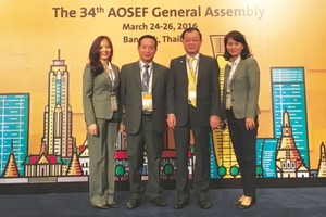 HOSE tham dự cuộc họp các Sở GDCK trong khu vực