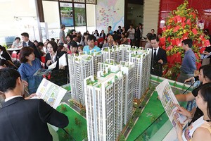 Sau thời gian chựng lại 2 tháng đầu năm, thị trường địa ốc TP. HCM lại nhộn nhịp trở lại với hàng loạt đợt mở bán của chủ đầu tư - Ảnh: Lê Toàn