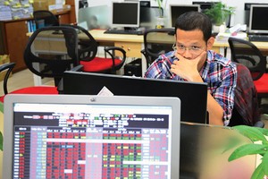 Cần cải thiện tính minh bạch trên tất cả các khía cạnh về quy định pháp lý, công bố thông tin, sức khỏe tài chính doanh nghiệp...