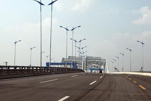 Nhiều sai sót lớn khiến Dự án đường 5 kéo dài trở thành ví dụ kinh điển về sự lãng phí, hiệu quả đầu tư thấp trong quản lý đầu tư công.