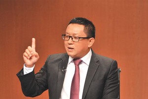 Ông Nguyễn Duy Kha, Giám đốc kinh doanh toàn quốc (Công ty Fonterra Brands Việt Nam) ngồi ở vị trí CEO.