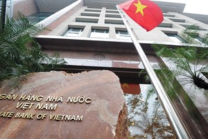 Nhà đầu tư trái phiếu chờ Thống đốc “phát hiệu lệnh” 2016