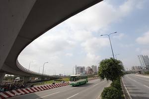 Hệ thống ngân hàng đã làm tốt 2 nhiệm vụ: tái cơ cấu và hỗ trợ ổn định, tăng trưởng kinh tế đất nước