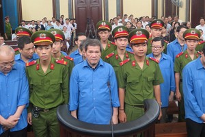 Hai ngân hàng giành nhau tài sản thế chấp: Viện kiểm sát đứng về Agribank 