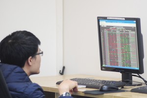 UPCoM sắp cán mốc 300 doanh nghiệp