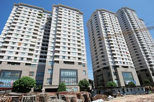 Nếu ngân hàng cho vay nóng, đặc biệt trong lĩnh vực bất động sản, cần khẩn trương đặt vấn đề siết lại tỷ lệ sử dụng vốn ngắn hạn cho vay trung, dài hạn