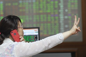 T+0, chờ đến năm 2017