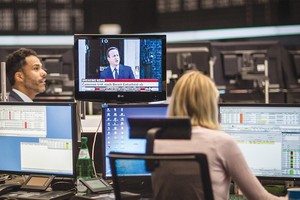 Thủ tướng Anh David Cameron tuyên bố từ chức ngay sau khi kết quả bỏ phiếu được công bố, nước Anh sẽ cần vị lãnh đạo mới trong chặng đường nhiều khó khăn phía trước