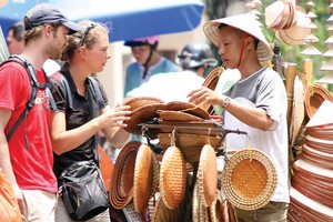 Ngành dịch vụ khách sạn: khách lẻ lên ngôi