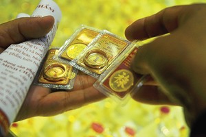 NHNN nên nghiên cứu phát hành chứng chỉ vàng để huy động vàng trong dân