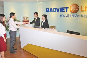 Bảo Việt Nhân Thọ vượt qua 4 DNBH nước ngoài khác để giữ vị trí số 1 trong Top 5 DNBH nhân thọ uy tín 2016