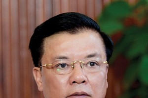 Bộ trưởng Bộ Tài chính Đinh Tiến Dũng
