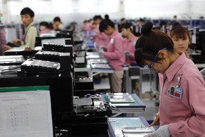 Sau Samsung, ngày càng nhiều doanh nghiệp Hàn Quốc đã và đang tìm đường tới Việt Nam để mở cơ sở sản xuất mới. Ảnh: Đức Thanh