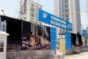 Dự án Mai Trang Tower vừa bất ngờ có chủ đầu tư mới và đổi tên thành Sunshine Center. Ảnh: Phương Anh