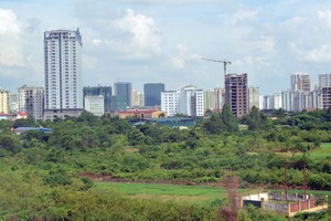 Hà Nội kiểm tra xử lý vi phạm đất đai tại nhiều quận, huyện