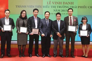 Trong 7 năm qua, Bộ Tài chính, UBCK, HNX và các thành viên thị trường đã nỗ lực không ngừng để đưa thị trường TPCP từ phát triển sơ khai đến tiệm cận với khu vực