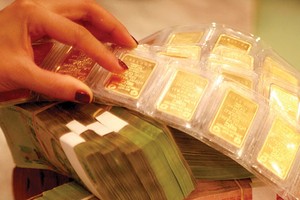 Giá vàng chờ kết quả bầu cử Tổng thống Mỹ