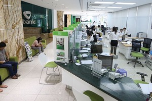 Vietcombank hiện vẫn nắm lượng lớn cổ phần tại 1 công ty tài chính và 4 ngân hàng khác 