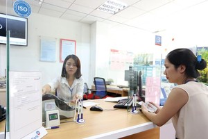 Lãi suất tiết kiệm có khả năng tiếp tục nhích nhẹ trong thời gian tới. Ảnh: Đức Thanh