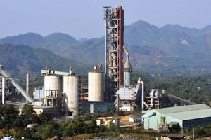 Ngày 1/11, CTCP Xi măng Quán Triều cùng 3 doanh nghiệp khác đưa cổ phiếu lên sàn UPCoM, nâng tổng số doanh nghiệp tham gia TTCK lên con số 1.042 