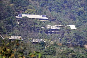 Việc đầu tư manh mún, thiếu hạ tầng, dịch vụ khiến các dự án bất động sản nghỉ dưỡng vùng ven Hà Nội không thu hút được khách. Ảnh: Dũng Minh