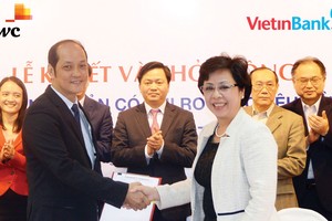 Năm 2015, VietinBank tổ chức thành công Lễ ký kết và khởi động Dự án Tính toán tài sản có rủi ro theo yêu cầu Basel II 