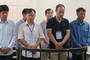 Các bị cáo tại tòa