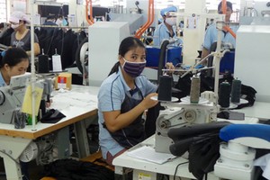 TCM: Dấu hỏi cho bước đi 2017