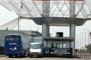 Dự án Hóa dầu và Xơ sợi dầu khí, một trong 12 dự án thua lỗ khủng đang được “đại phẫu”. Ảnh: Đức Thanh