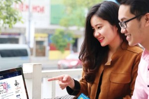 Rộn ràng khuyến mãi cuối năm với Sacombank